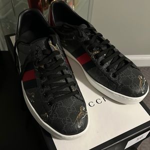Gucci tiger ace 9.5 -us 10.5